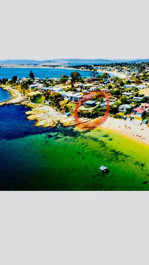 Beach Buoy Opossum Bay South Arm Экстерьер фото